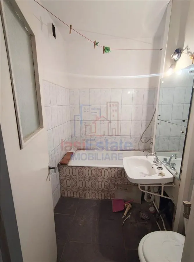 Podu Ros Apartament 2 camere Decomandat - foto 9