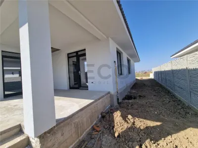 RECO Casa noua in Cihei, aproape de centura Oradiei - foto 4
