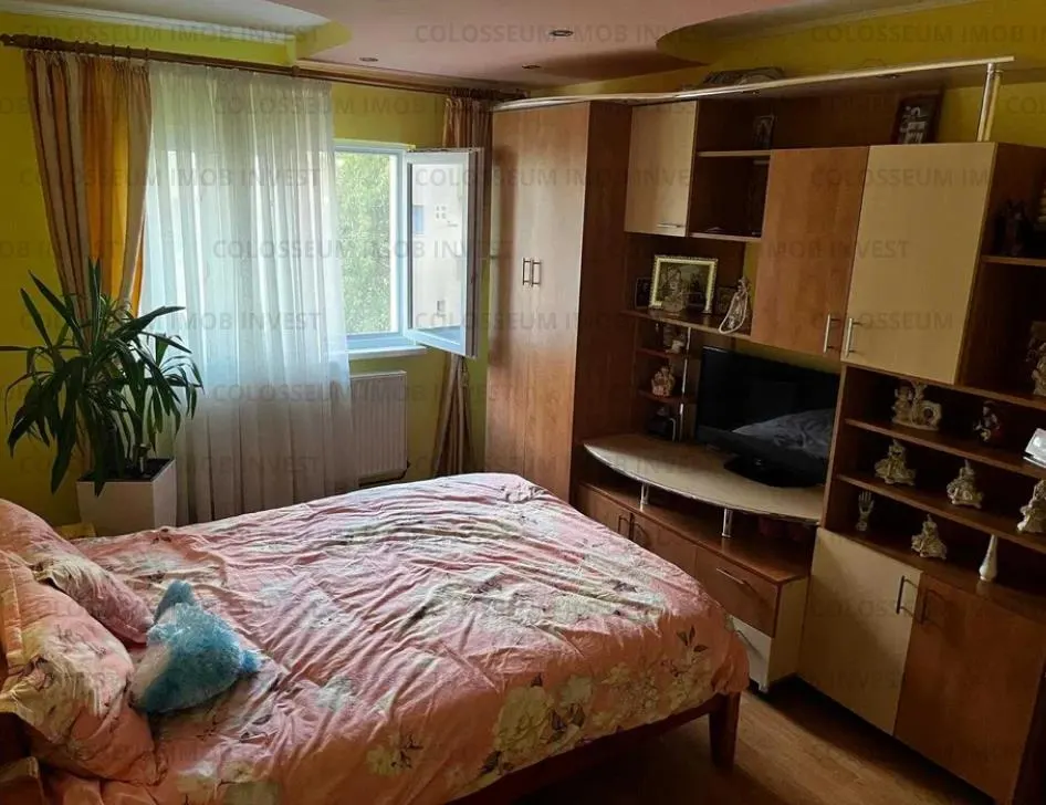 Apartament 3 camere, decomandat - zona Astra - foto 3