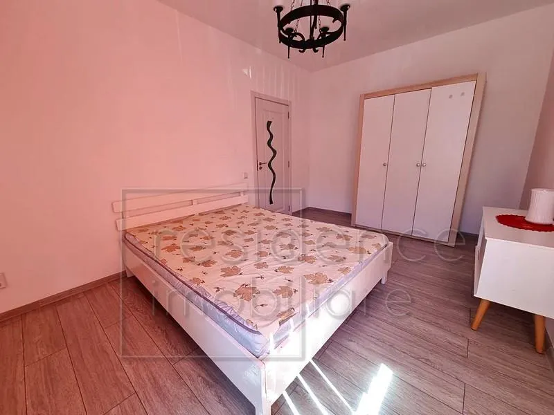 15 August! Apartament 3 camere, Dambul Rotund, strada Lombului+Garaj - foto 5