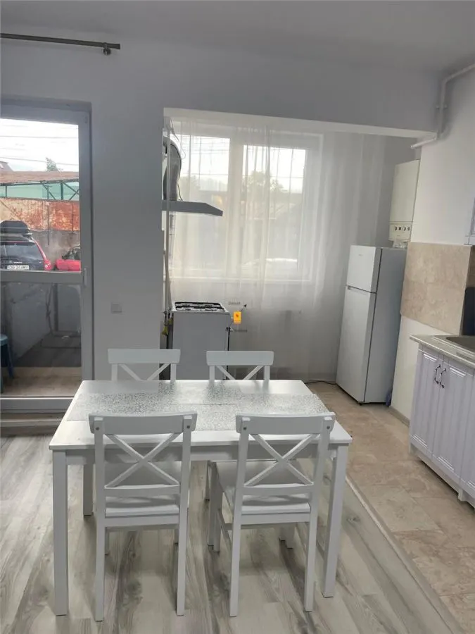 Inchiriere apartament  2 camere zona Vest - foto 5