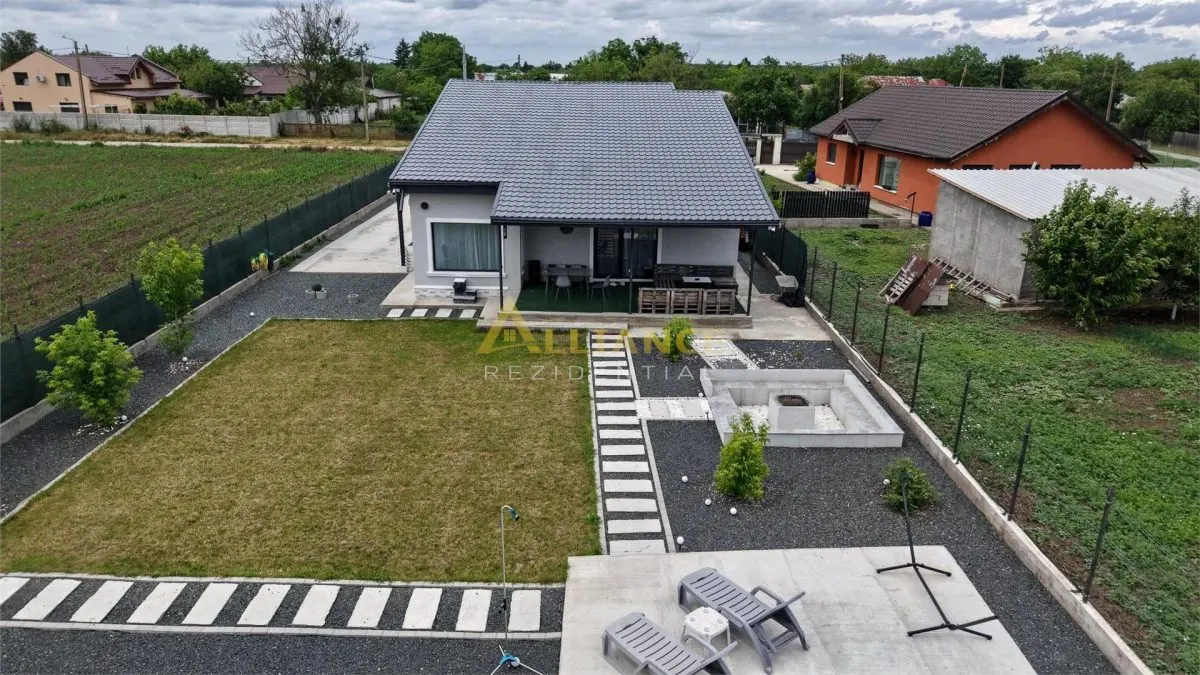 Casa Individuala-Frumusani-4 Camere-Teren 755 MP - foto 3