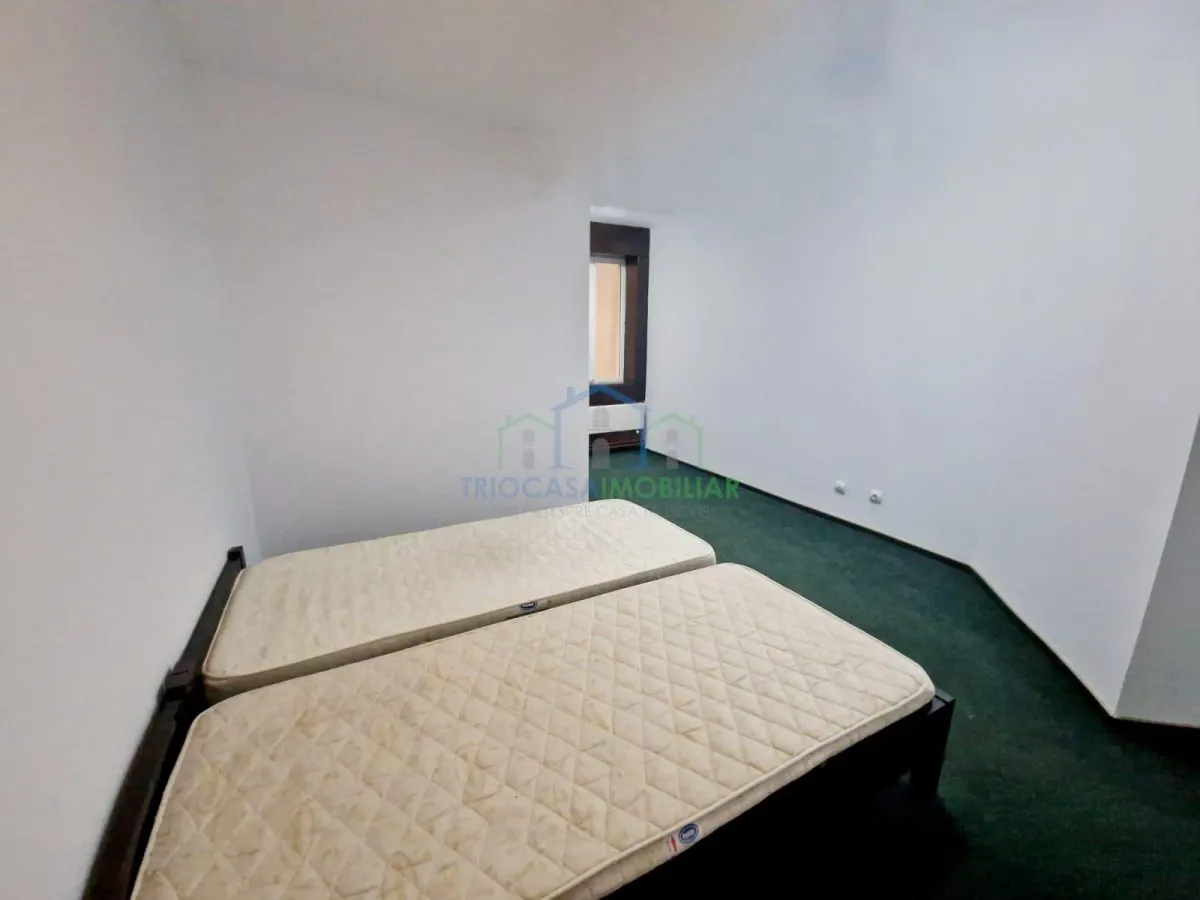 PENSIUNE ESELNITA 16 CAMERE , TEREN 1448 MP - foto 12