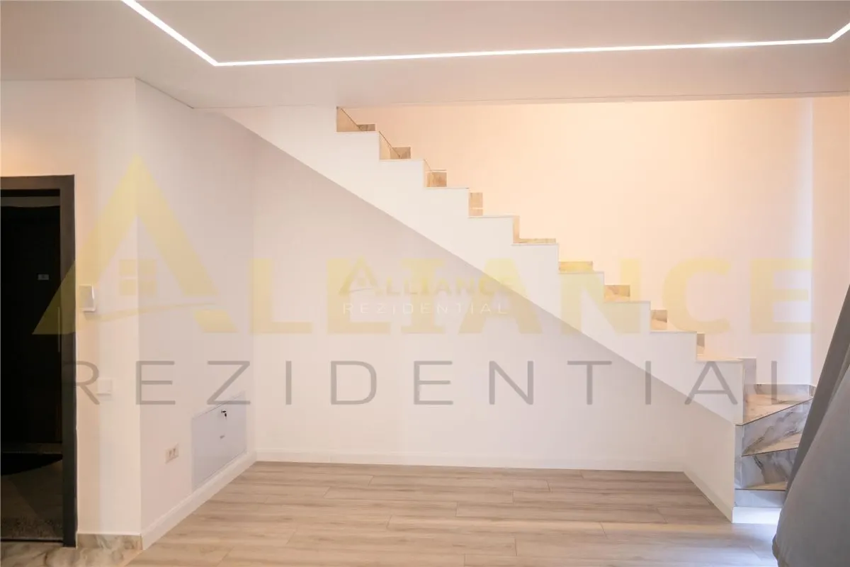 - APARTAMENT TIP DUPLEX - 3 CAMERE 3 BAI - 119MP - SCARA INTERIOARA - foto 3