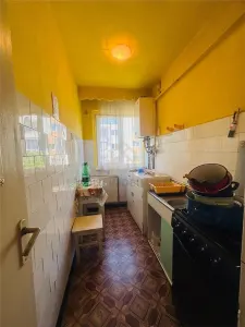 Apartament 2 camere de vanzare zona Semiluna - foto 2