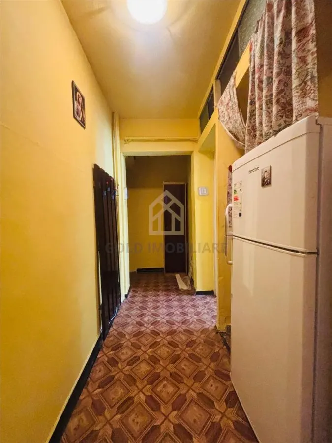 Apartament 2 camere de vanzare zona Semiluna - foto 4