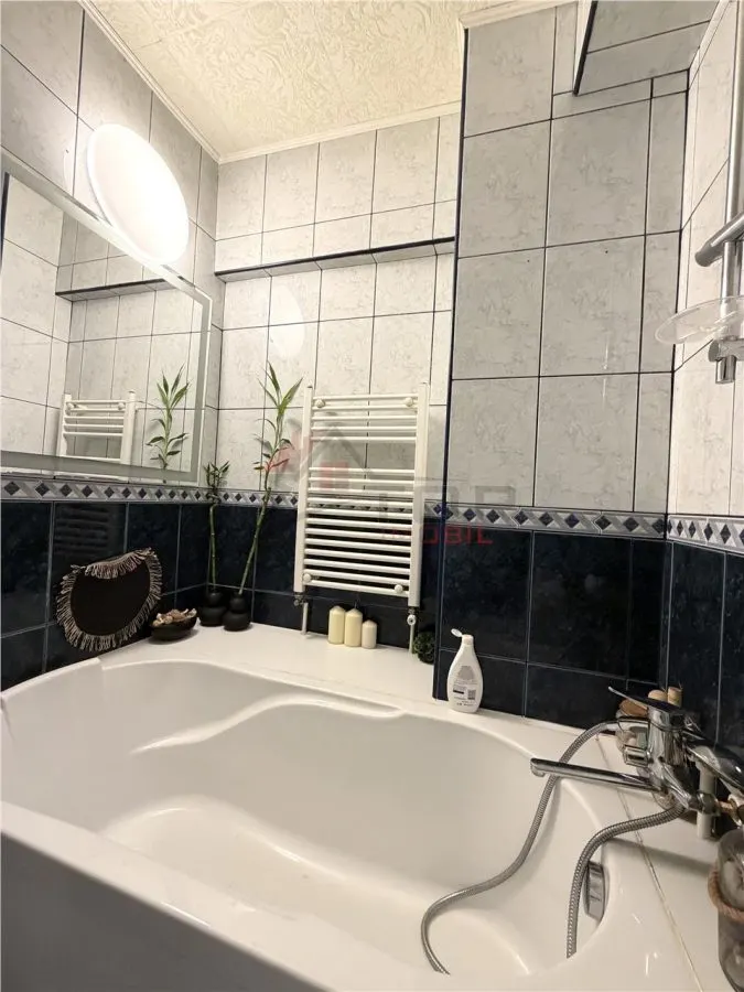 Apartament 4 camere + garaj-  Nicolina Belvedere - foto 11