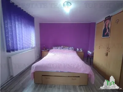 Teren generos 700 mp, include casa cu panouri fotovoltaice, langa Bucuresti, comuna 1 Decembrie - foto 12
