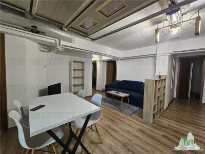 Apartament deosebit, 4 camere, 3 dormitoare - in vila cu intrare separata - o oaza de liniste in inima Constantei - Constanta