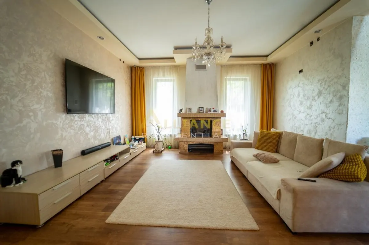 Casa individuala premium cu piscina | 500 mp teren | Panouri fotovoltaice | Garaj | Berceni, Ilfov - foto 3