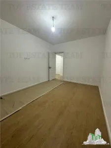 Casa insiruita 4 camere intrare Domnesti - foto 2