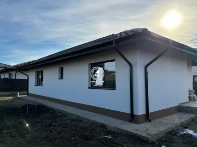Casa de vanzare Valea Lupului - foto 2