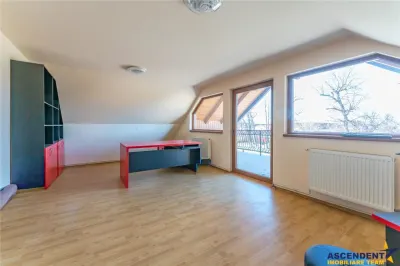 Sediu firma/ rezidential, pe domeniu de 2.240 mp teren,Central, Halchiu, Brasov - foto 23