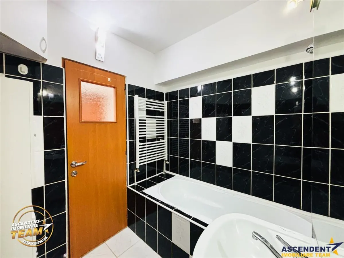 FILM! Apartament 3 camere,decomandat, spatios,luminos,2 bai,Targu Secuiesc,Covasna - foto 11