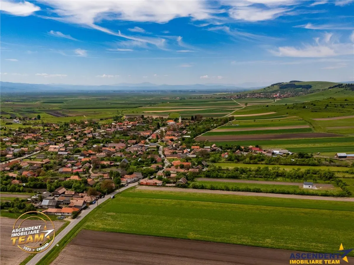 1.200mp teren si casa cu gradina inflorata, aproape de Targu Secuiesc: Belani - foto 23