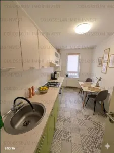 Apartament 2 camere, decomandat - zona Tractorul - foto 2