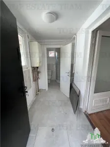 Casa cu potential investitional, de vanzare in zona Tei - foto 11