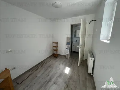 Casa cu potential investitional, de vanzare in zona Tei - foto 10