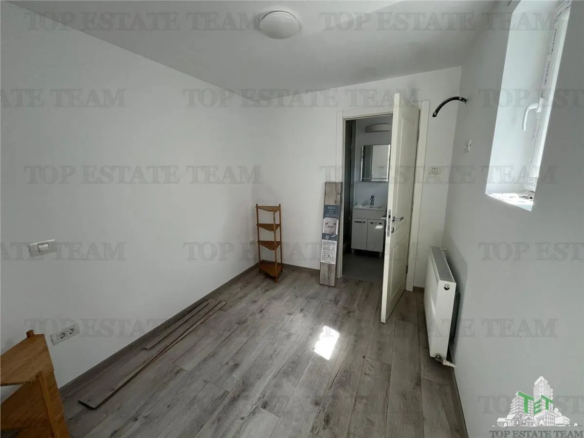 Casa cu potential investitional, de vanzare in zona Tei - foto 10