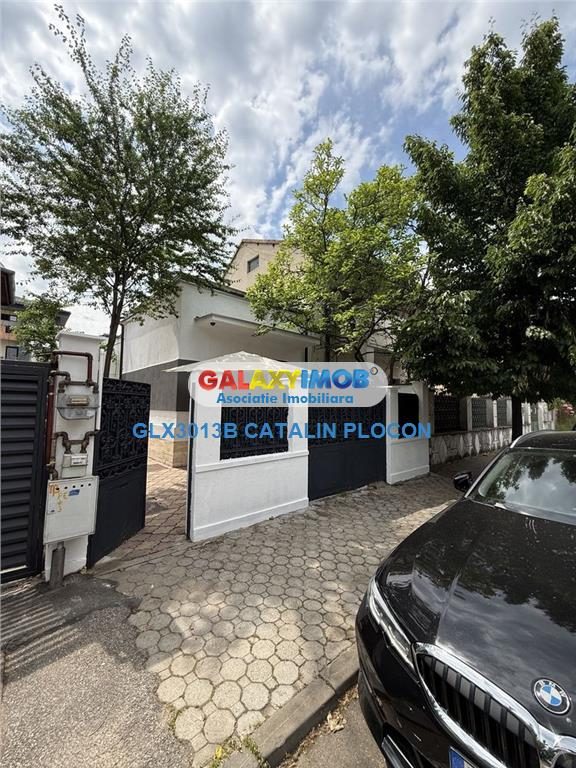 Ofer spre inchiriere casa cu 4 camere 1 Mai - Bucuresti