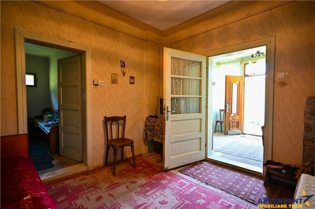 FILM! Proprietate autentica, Bran-Simon, 4.300 mp teren, casa traditionala + anexe - foto 9