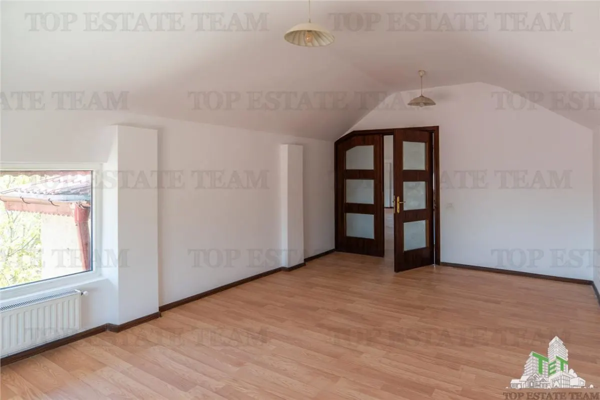 Vila 300mp teren 935mp pentru investitie! 2100 euro/luna chirie! - foto 6