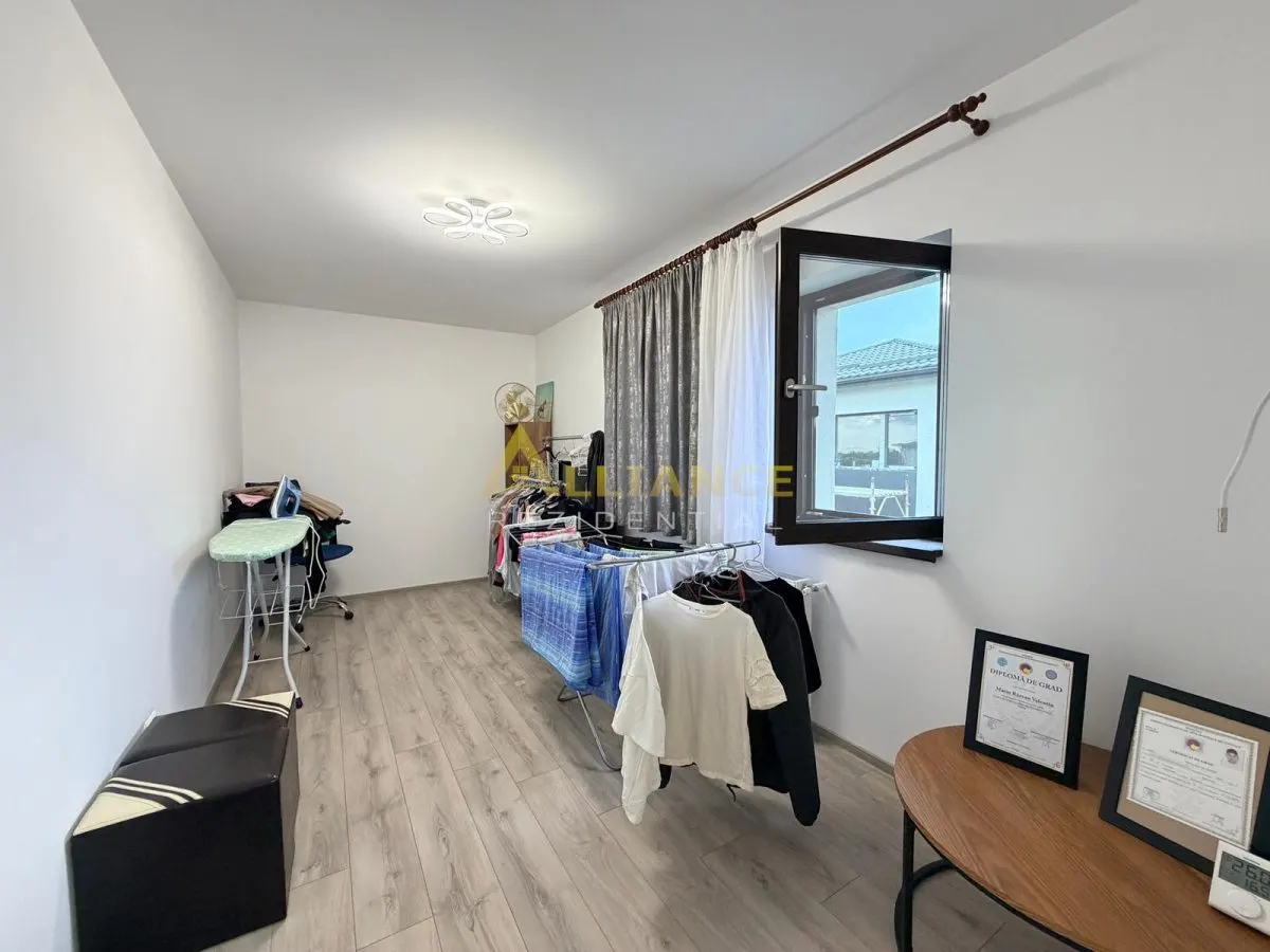 Duplex mobilat si utilat - 4 camere - 2 bai - 300 mp teren - foto 16
