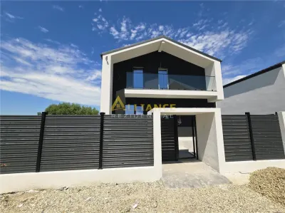 Vila str Miorita-4 camere-3 bai-2 dressinguri-beci - Berceni